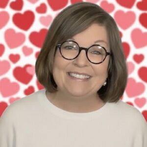 @MIDLIFEHUSTLE (INGRID) IS LIVE! NOTIFICATION FOR LIVE SHOWS!